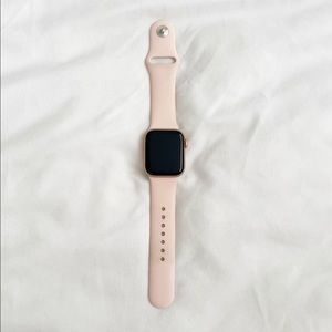 Apple Watch SE
